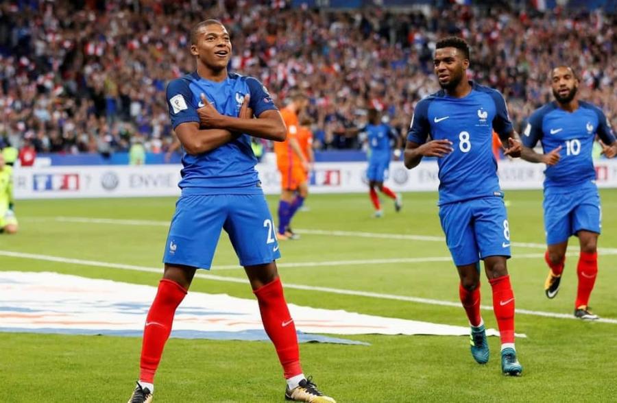 Mbappe Fransa futbolunun tarixinə düşdü