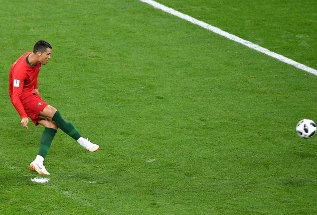 Ronaldo da penaltini vura bilmədi - DÇ-2018