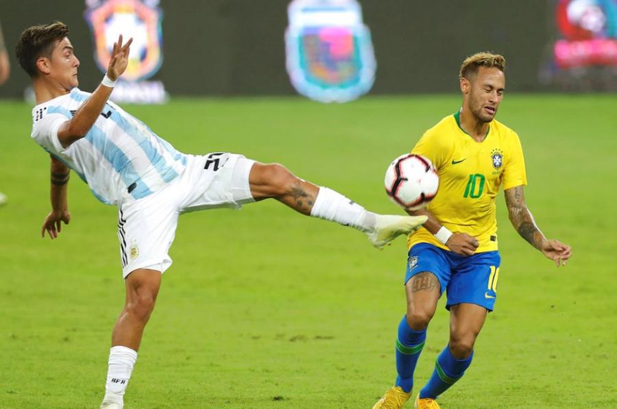 Braziliya Argentinanı son dəqiqədə məğlub etdi