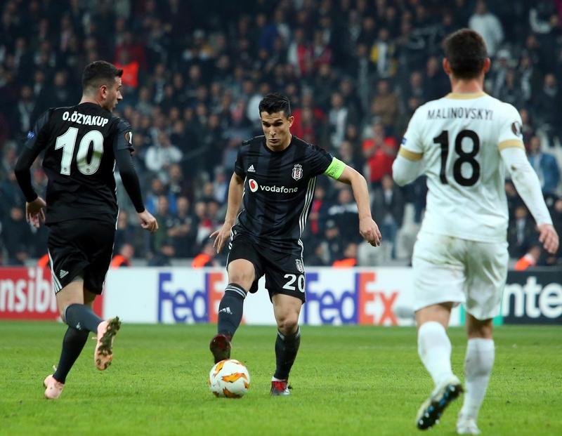 "Arsenal" "pley-off"da, "Fənərbaxça" qalib gəldi, "Beşiktaş" xal itirdi 