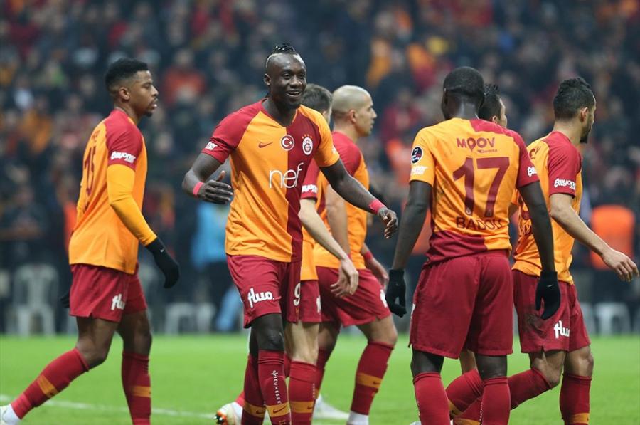 "Qalatasaray" "Trabzonspor"u məğlub etdi