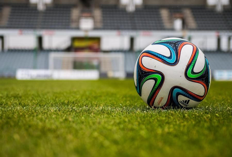 Futbolda yeni qaydalar -  Siyahı