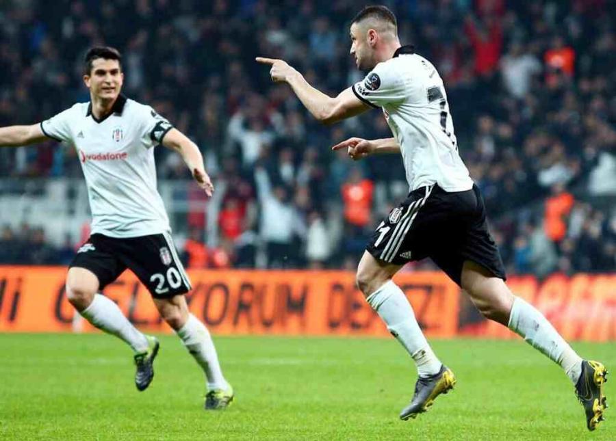"Beşiktaş"ın oyununda 5 qol -  Video
