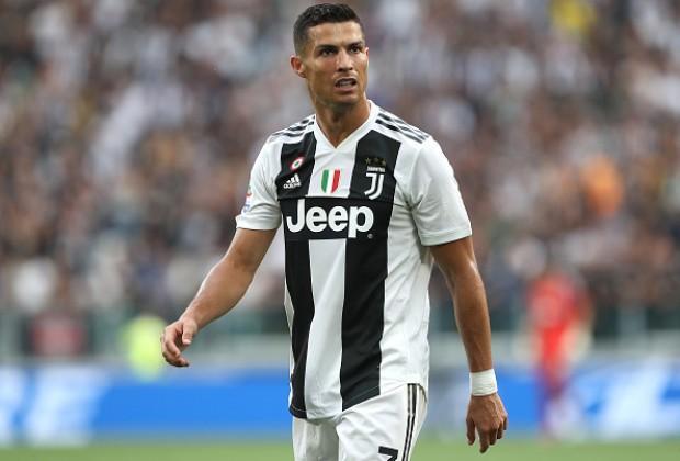 Ronaldo İspaniyada klinika açdı
