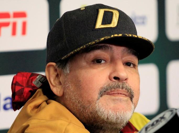 "Argentina yığmasının formasını geyinməyə layiq deyillər" -  Maradona