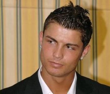Ronaldo: "Mourinyo dünyanın ən yaxşı məşqçisidir"
