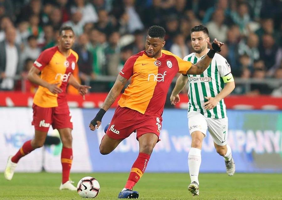 "Qalatasaray" lider ola bilmədi
