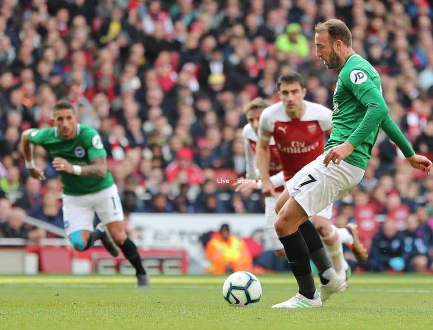 "Arsenal" evdə büdrədi