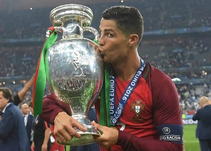 "Bu mövsüm üç titul qazanmışam, daha nə etməliyəm?!" - Ronaldo