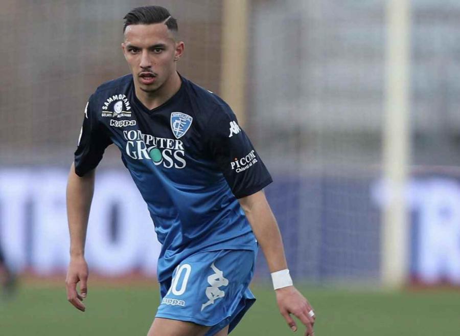 Əlcəzair millisinin üzvü "Milan"da
