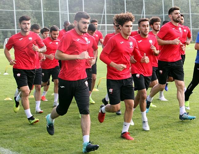 "Qəbələ"nin start heyəti
