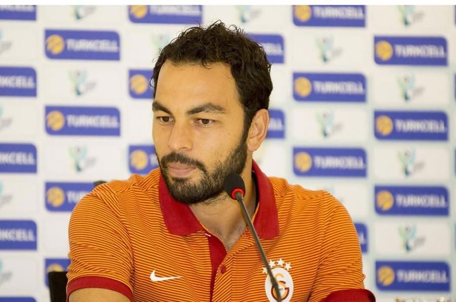 Səlçuk İnan daha 1 il "Qalatasaray"da