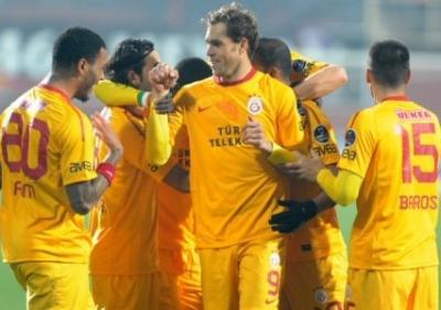 Türkiyə Superliqası: "Qalatasaray" "Trabzonspor"u da xalsız qoydu