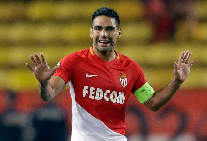 "Qaralatasaray" Falkaonun transferini açıqladı