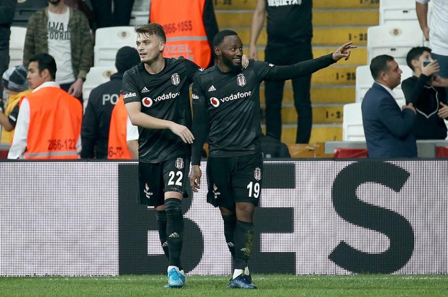 "Beşiktaş" və "Trabzonspor"dan qələbə