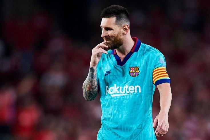 Messi "Barselona" rəhbərliyinə əsəbiləşdi