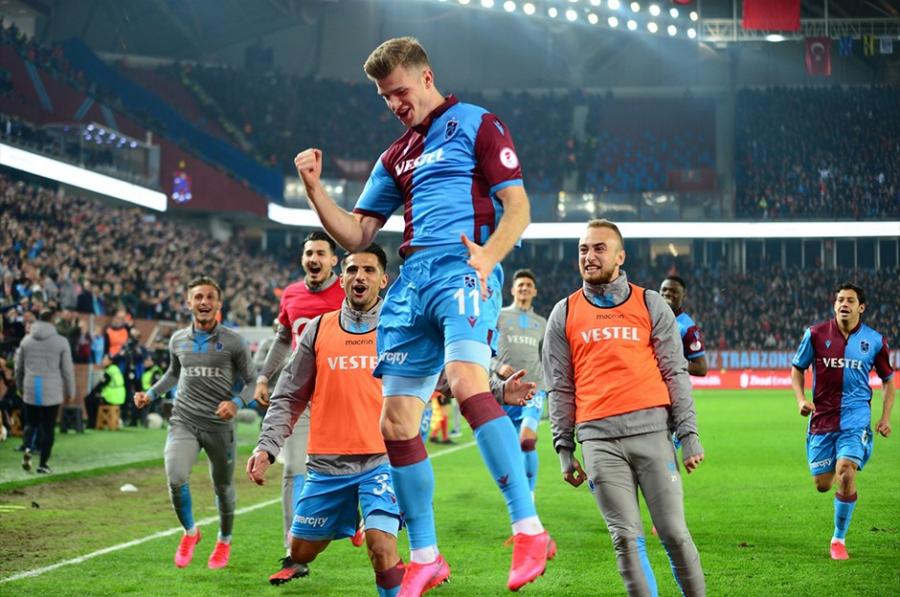 "Trabzonspor" "Fənərbaxça"ya qalib gəldi