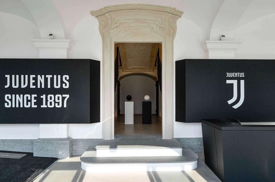 "Yuventus"un 121 əməkdaşı karantinə alındı