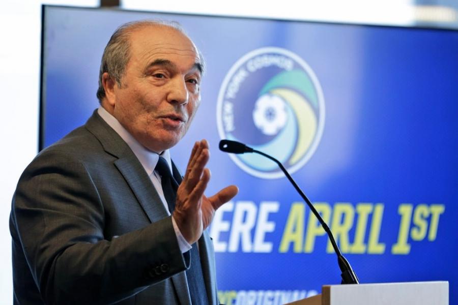 "Fiorentina"nın sahibindən 250 min avroluq yardım