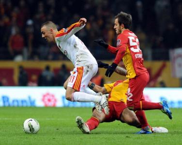 Türkiyə Superliqası: "Qalatasaray" "Kayserispor"u bir qolla keçdi 