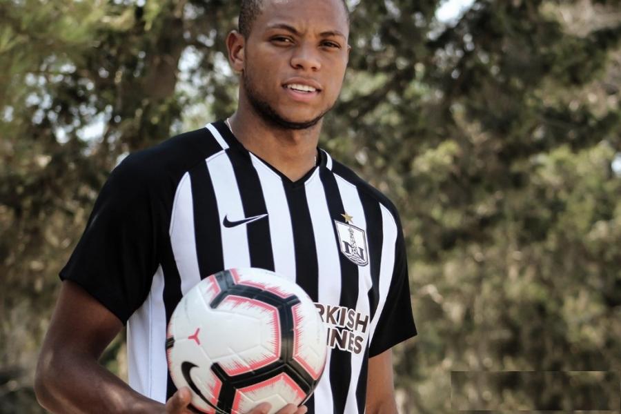 "Arzum Braziliya millisində oynamaqdır" -  "Neftçi"nin yeni transferi