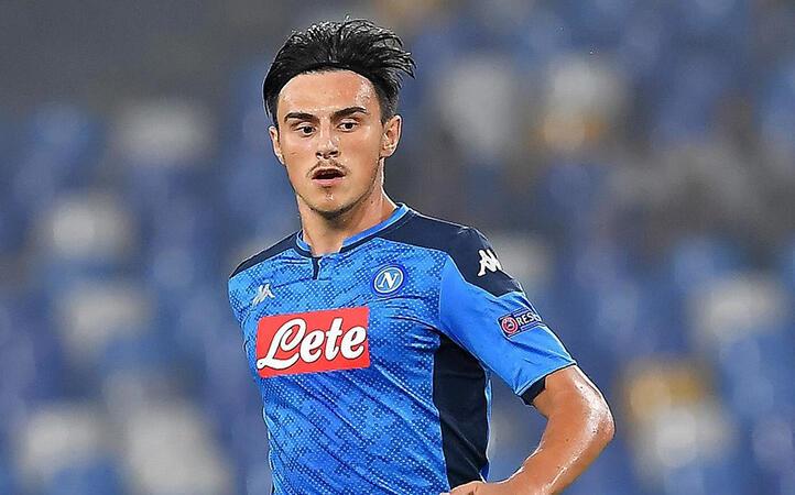 "Napoli"də üç yeni müqavilə