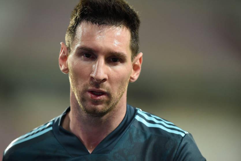 "Barselona"nın bütün problemlərinin səbəbkarı olmaqdan bezdim" - Messi