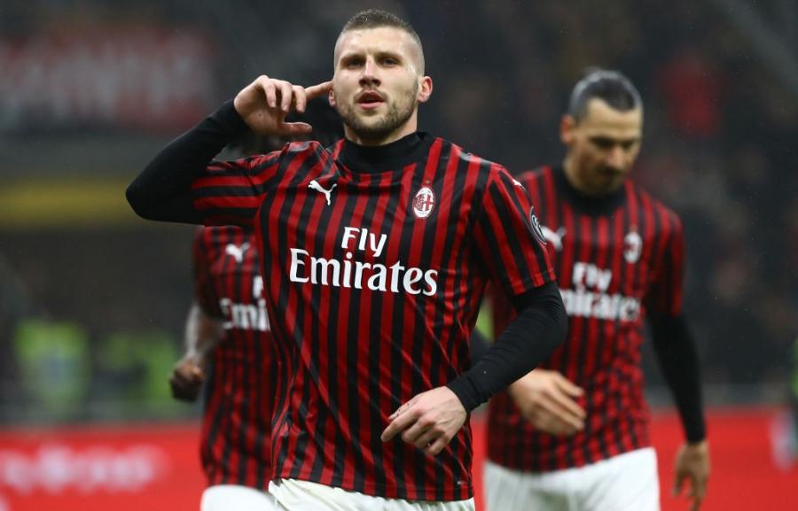 "Milan"ın daha iki futbolçusu "Yuventus"la oyunu buraxacaq