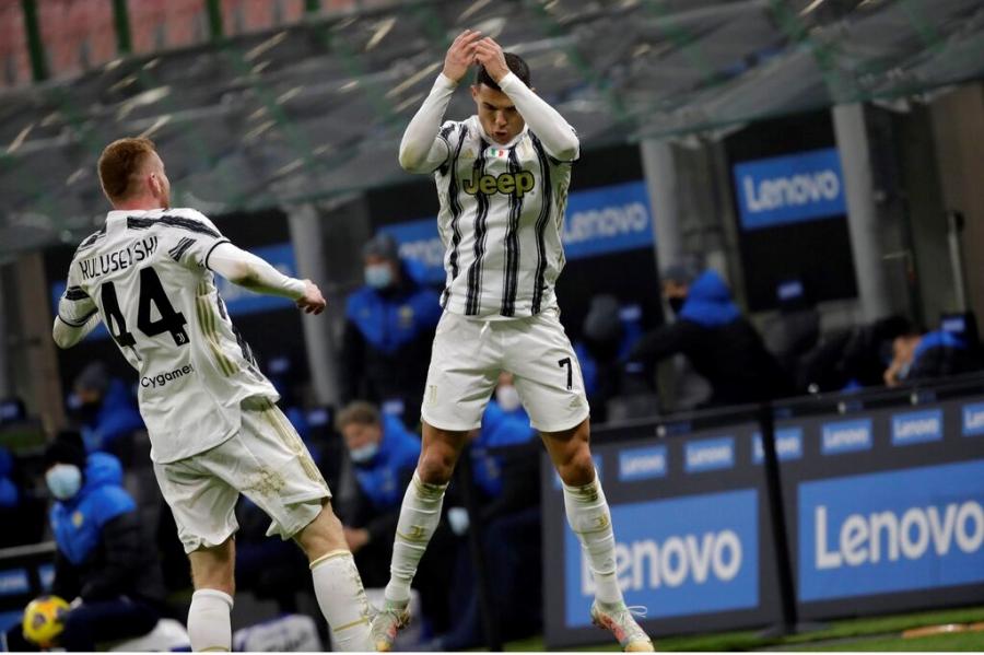 "Yuventus" "İnter"ə Ronaldonun qolları ilə qalib gəldi