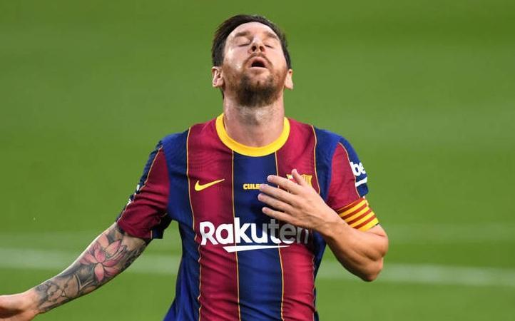 Messi Xavinin rekordunu təkrarladı