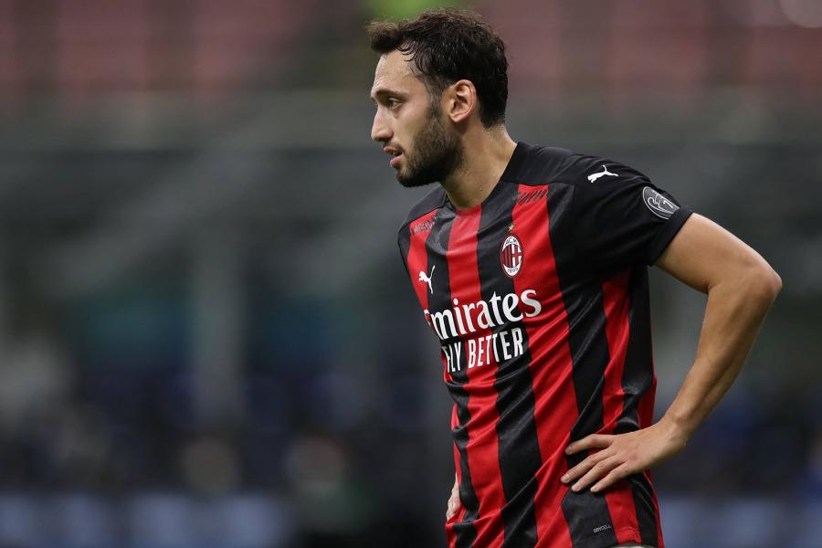 Çalhanoğlu "Arsenal"ın hədəfində