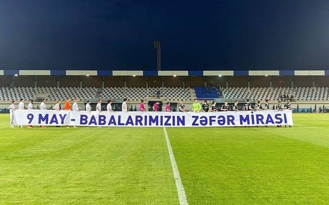"Sabah" - "Qarabağ" oyununda projektor söndü