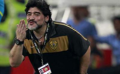 Maradona: "Qvardiola "Çelsi"ni çalışdıracaq"
