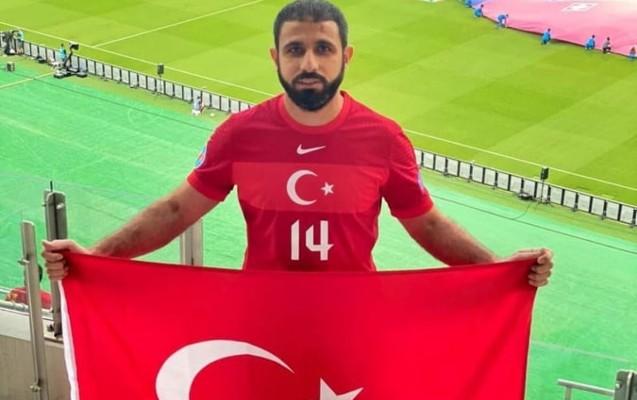 Rəşad Sadıqov oyuna Türkiyə millisinin forması ilə getdi