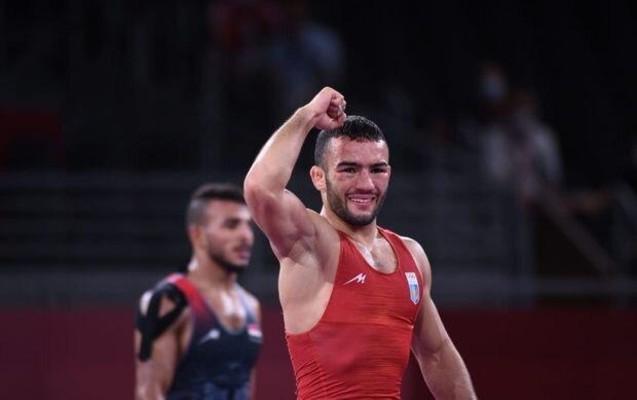 Tokio-2020: Azərbaycanlı güləşçi gümüş medal qazandı