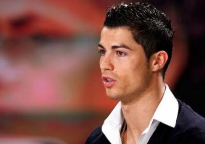 Ronaldo "Avro-2012"nin favoritini açıqladı 