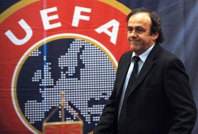 Platini: "İrqçilik olarsa, oyunlar dayandırılacaq"