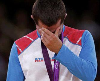 Rövşən Bayramov qızıl medal qazana bilməməsinin səbəbini açıqladı