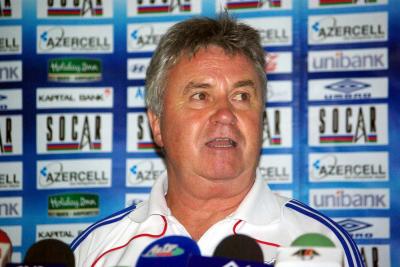 Qus Hiddink: “Bəzi futbolçularınız daha güclü çempionatlarda çıxış edə bilərlər”