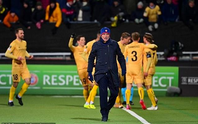 Mourinyo biabırçı məğlubiyyətdən sonra bunu etdi