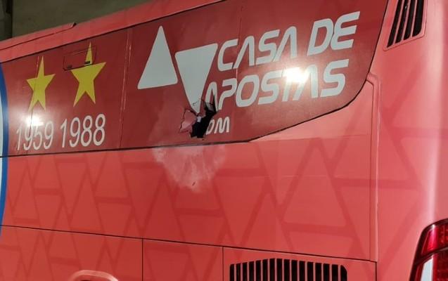Braziliya klubunun avtobusunda bomba partladı