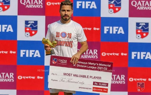 “Futbolumuz çökür deyə Azərbaycana qayıtmaq fikrim yoxdur”