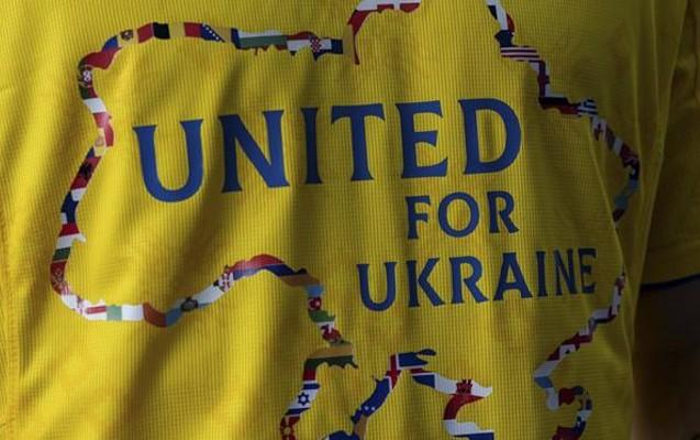 Ukrayna millisinin formasında Azərbaycan bayrağı - Şəkillər