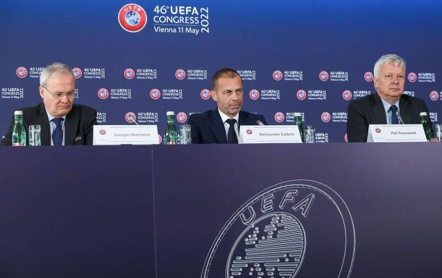 UEFA-dan rekord gəlir