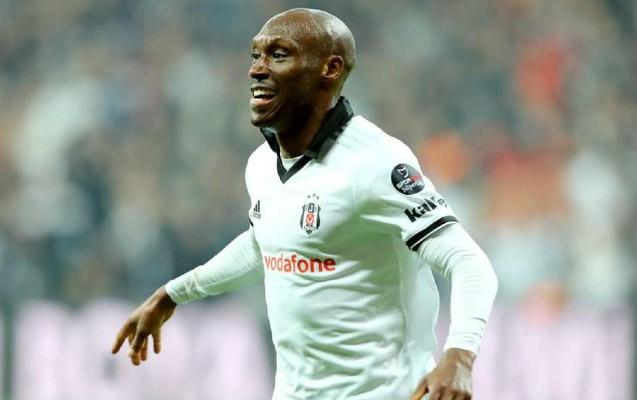 "Beşiktaş" 39 yaşlı futbolçu ilə müqaviləni uzatdı