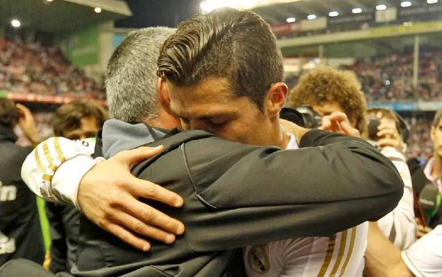 Mourinyodan Ronaldonun necə idarə ediləcəyi barədə tövsiyyə