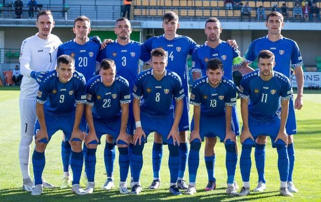 Ermənistanda çıxış edən futbolçu millimizlə oyuna çağırıldı