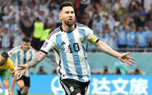 "Çempionluğu Maradonaya həsr edirəm" - Messi