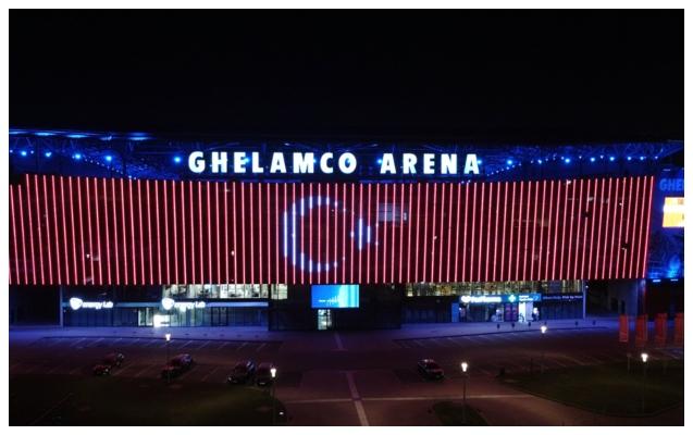 "Gent"in stadionu türk bayrağına boyandı - Şəkillər