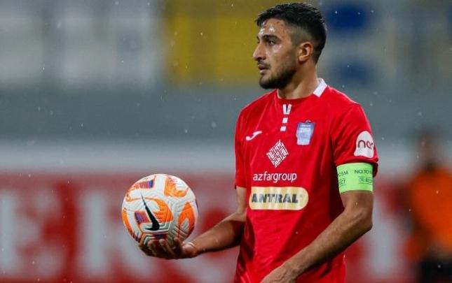 “Rəşad Sadıqovun müdafiə futbolu oynatmaq fikri yoxdur” – “Zirə”nin kapitanı